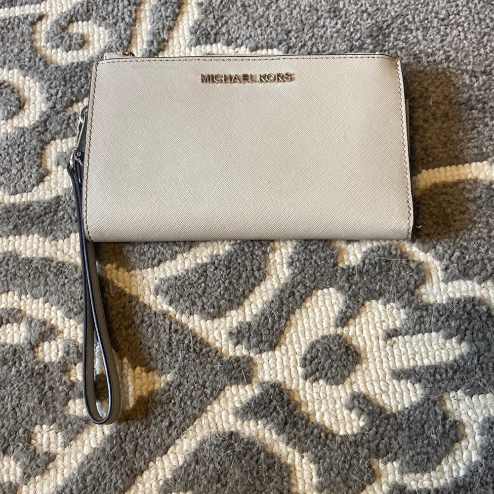 MK Wristlet